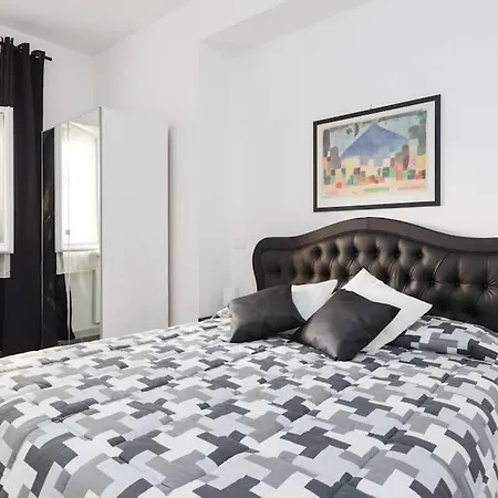 Comfy Stpeter-vaticanarea 3bedrooms Apt *